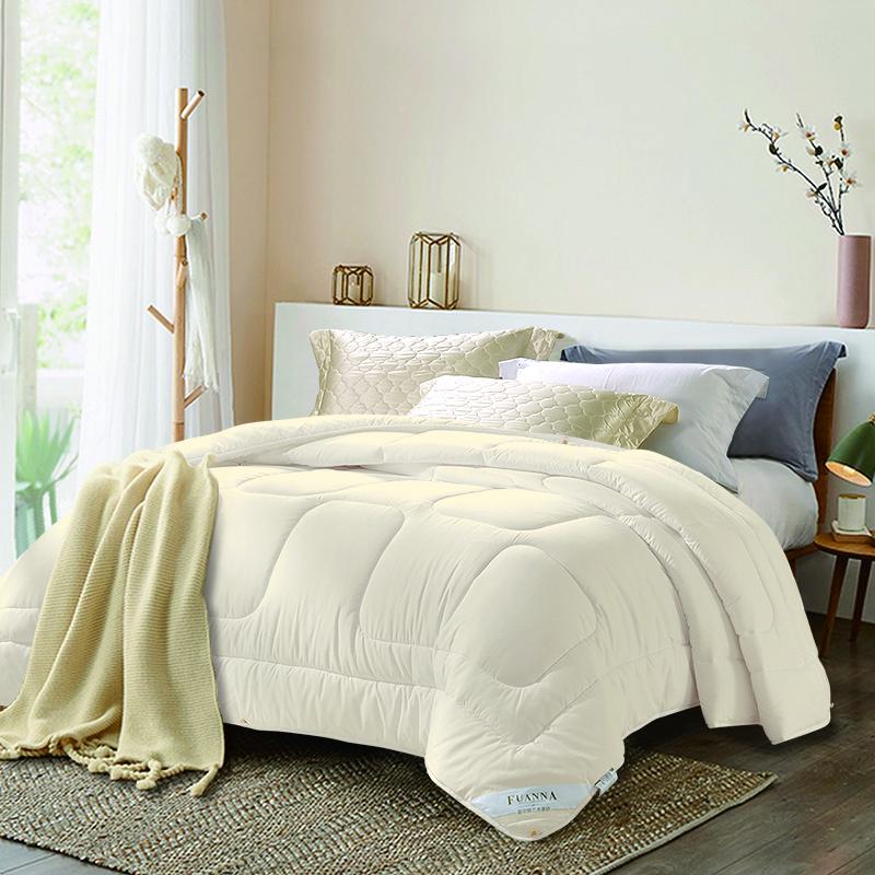 Fuanna Yuerou All-Season Brushed Fiber Quilt