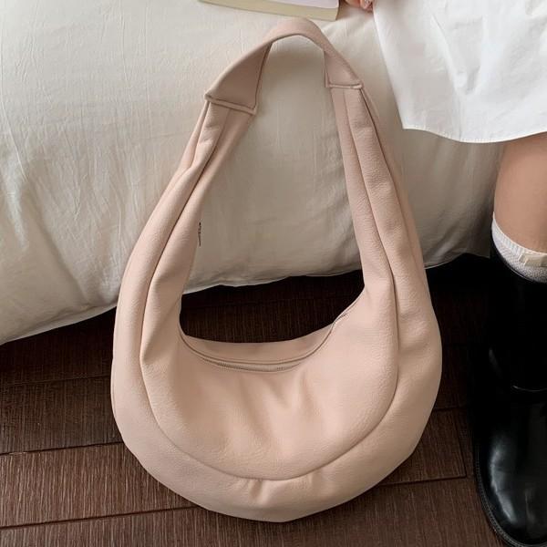IELGY Simple Wide Shoulder Strap Soft Leather Dumpling Bag Casual All-Match One-Shoulder Messenger Bag