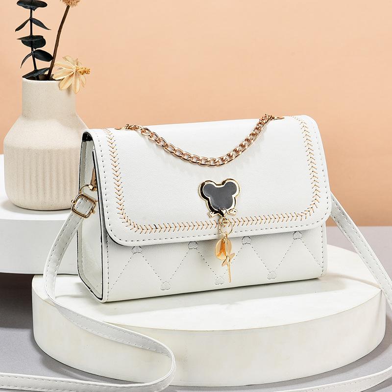 Bags Women's bags New fashion versatile messenger bags Large capacity handbags High value foreign shoulder bags Tide