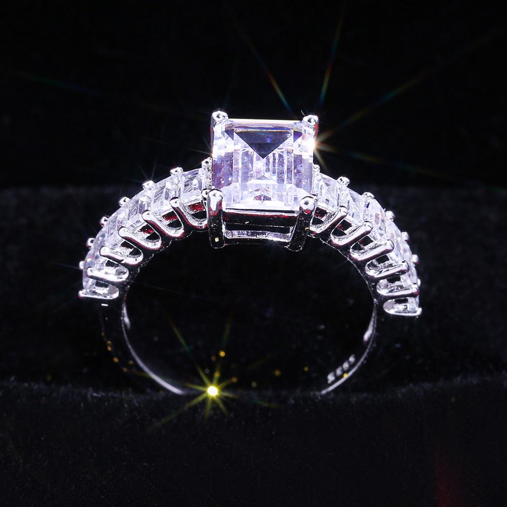 Sparkling Square Cubic Zircon Prong Setting Wedding Noble Ring Band for Women with Tiny Cubic Zirconia Trendy Jewel Femme