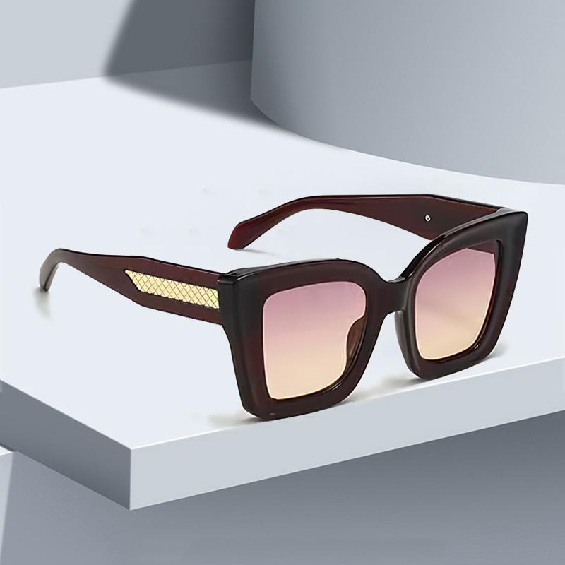 Latest In Classic Vintage Sunglasses for Women Fashion Square Shape Frame Gradient Sunglasses with Golden Arrows for Women