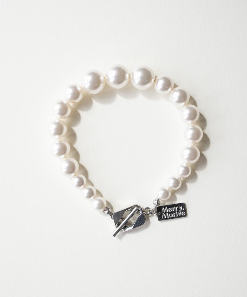 Merrymotive White Gradation Pearl Bracelet