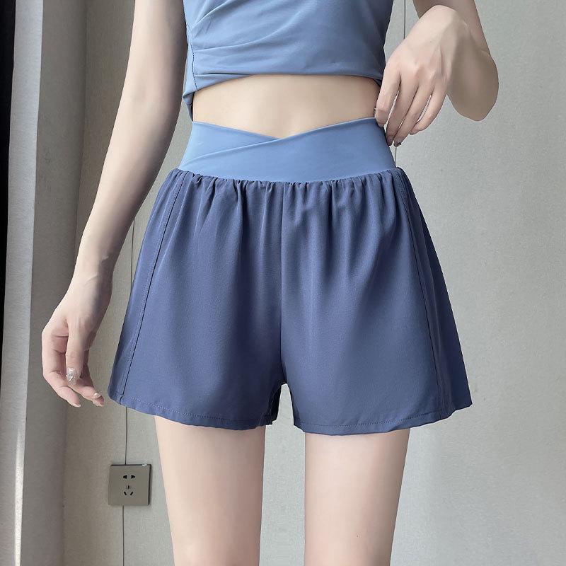 

Женский летний быстросохнущий костюм для бега из ледяного шелка 2025 - Модные шорты для спортзала и йоги M