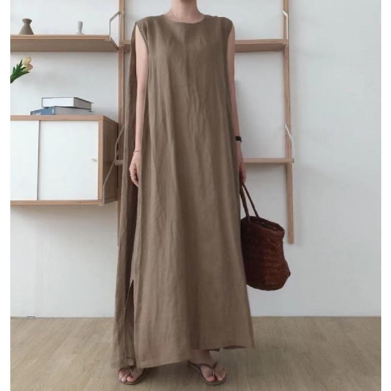 Loose Vest and Long Slit Dress