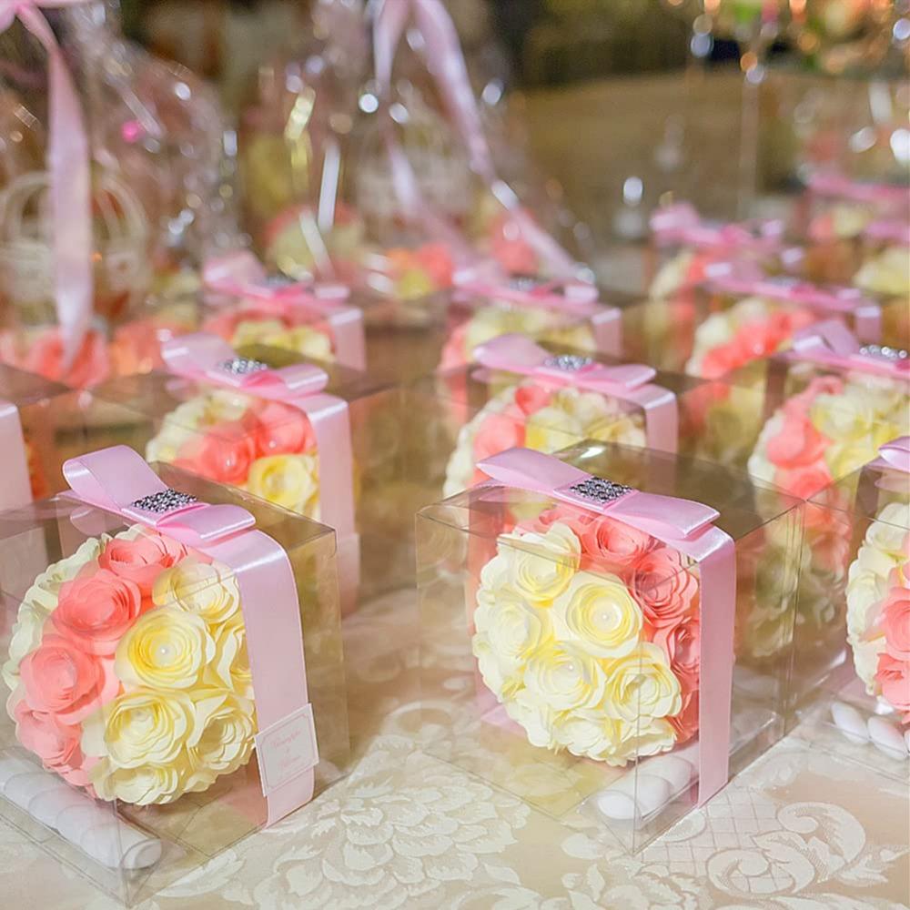 15pcs PET Clear Plastic Party Favor Boxes with Golden Ribbon Transparent Cube Treat Boxes Gift Packaging Boxes Waterproof Folding Gift Containers
