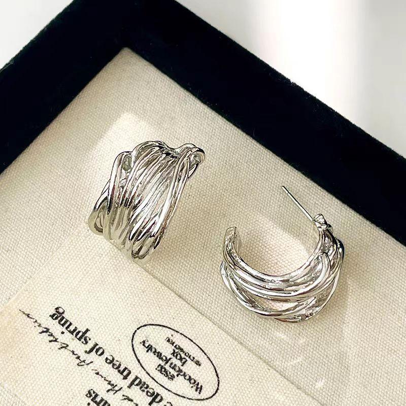 Earrings Hollow out metal winding C-ring earrings earrings stud earrings