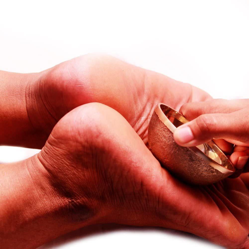 Bronze Kansa Natürliche Vatki Tasse mit Holzgriff Ayurvedische Entgiftung Fußmassagegerät Entspannung & Tiefenreinigung