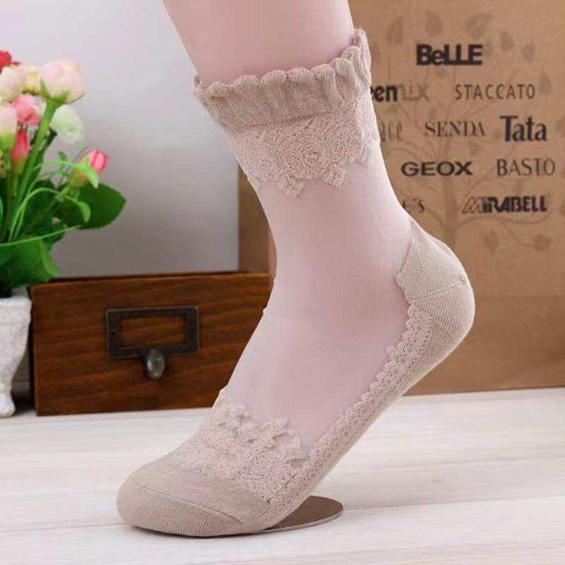 Fashion Thin Transparent Sock Women Breathable Summer Socks Girls Lace Flower Crystal Silk Sock Sexy Elastic Short Tulle Socks