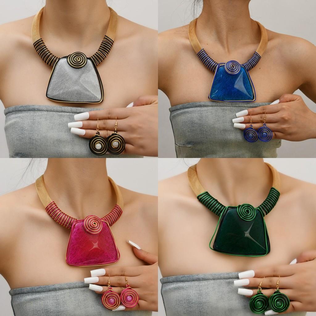 And Resin Plastic Jewelry Set With Large Gemstones And Elegant Water Chain For Fashion Fans