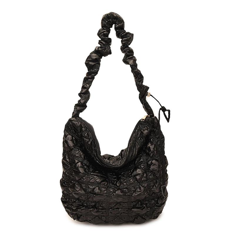 

New Versatile Thread Sweet Women s Handbags Microfibersolid Color Commuting Tote Bags 2026 Plaid Ruched Shoulder Bags чёрный