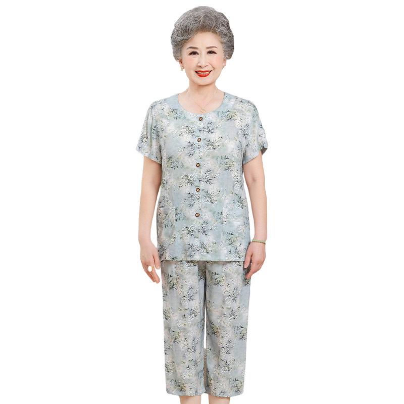 Grandma's Summer Cotton Silk Set: Women's Middle-Aged Short Sleeve Cardigan Two-Piece for 70-Year-Old Moms
