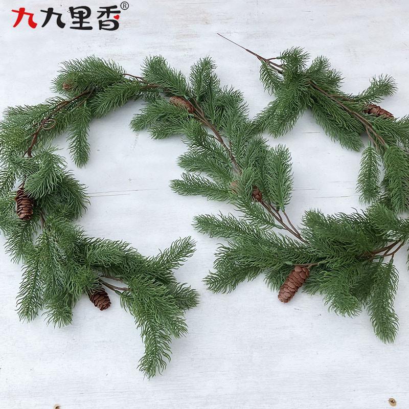 

Американские рождественские украшения Мягкий клей Сосновые иголки Кипарис Сосновые листья Шишки имитация ротанга Настенная подвеска