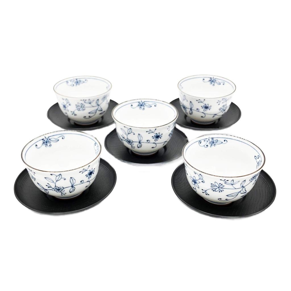 Japanese Ceramic Art, Line Arabesque Design, Set of Teacups with Tea Saucers