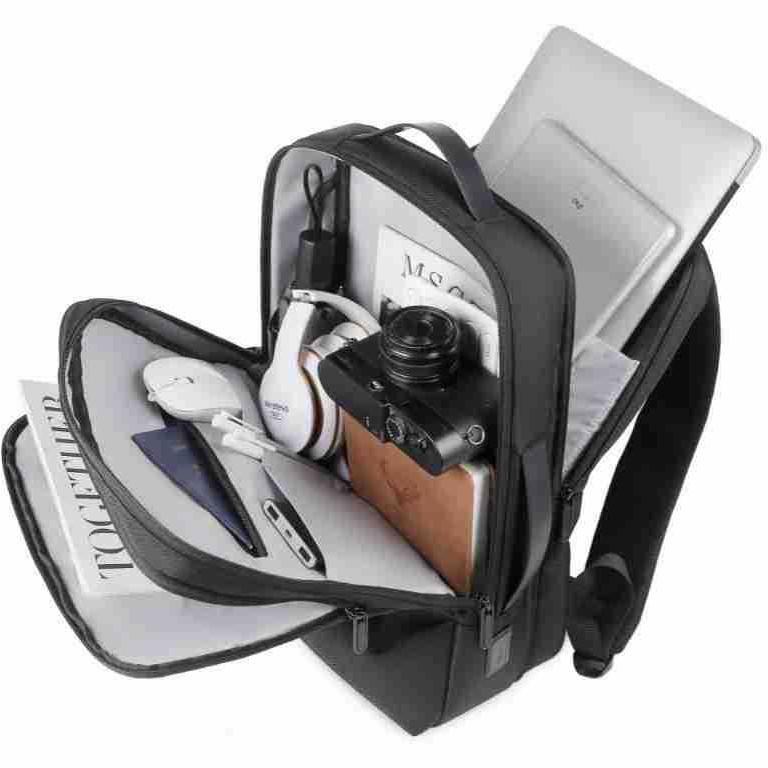 Forretningsryggsekk i nylon for menn: Trendy, lett reise- og utendørsbag