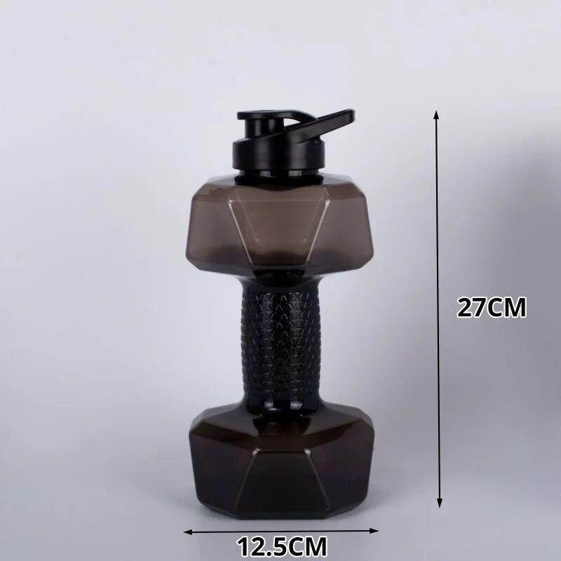 1ks 1500ml vysokokapacitní plastová přenosná láhev na vodu ve tvaru činky Kreativní fitness činky sportovní láhev