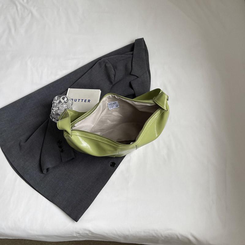 

Women Crescent Shoulder Bag Solid Color Dumpling Crossbody Bag Large Capacity Retro Satchel Bag Female Commute Bag зелёный