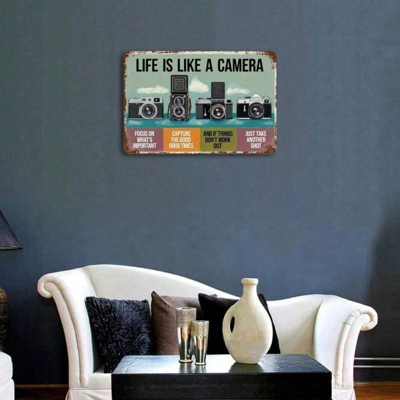 Vintage Metal Camera Sign 12x8 Inch Wall Art, Rustic Life Is Like a Camera Quote Decor, Unique Vintage Style Photo Photographer 20X30CM