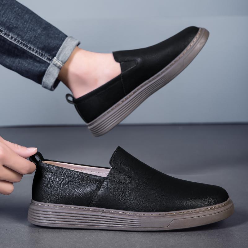 Fashion High Quality Male Comfortable Flats New Men Casual Office Shoes Genuine Leather Mens Fashion Loafers Simple Mens Slip On Shoes