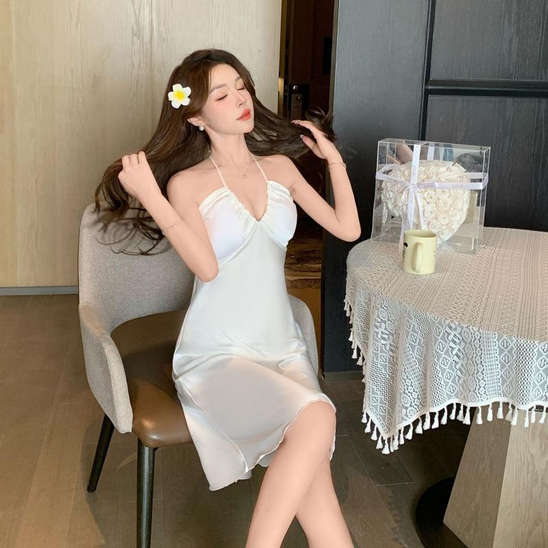 

2025 Ночная сорочка без рукавов на кулиске с халтером и нагрудными вкладышами - Сексуальная домашняя одежда Pure Desire для женщин Medium