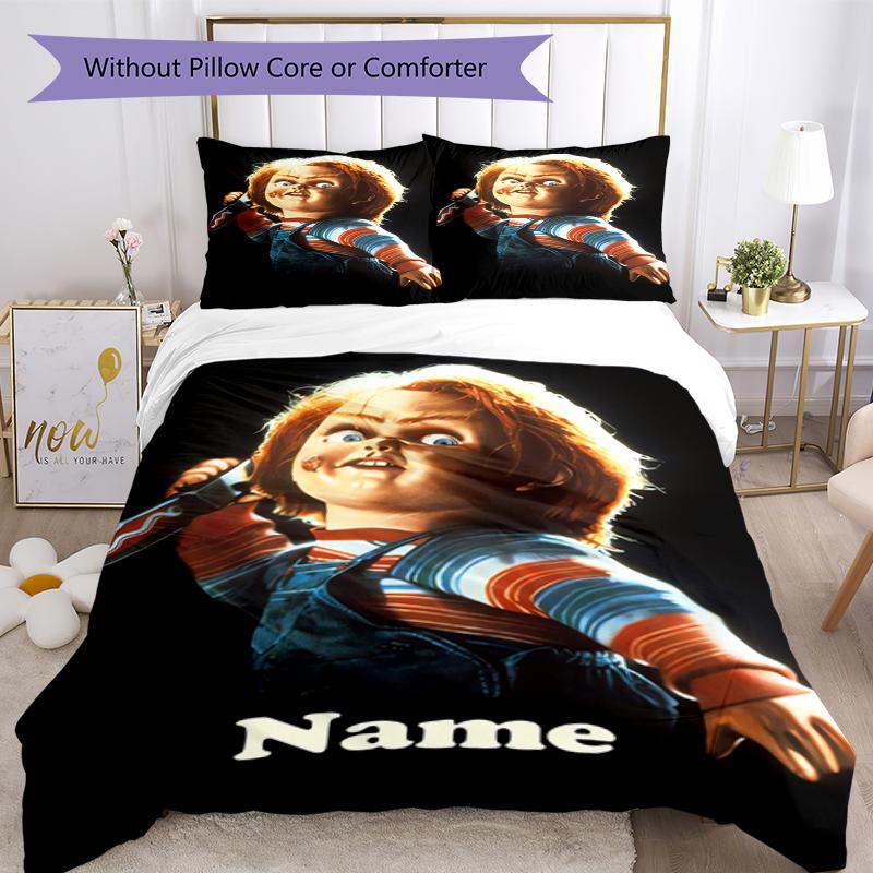 Set de lenjerie de pat Chucky cu nume personalizat 3 buc. Închidere cu fermoar pentru husa de pilotă Include 1 husă de pilotă și 2 fețe de pernă, Moale și confortabil pentru toate anotimpurile.