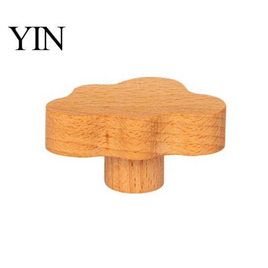 Solid Wood Wardrobe Knobs Cloud Shaped Wooden for Cabinets & Drawers, Cabinet Handles Decorative Wall Hooks Kids with Screws, Nordic Style Nursery