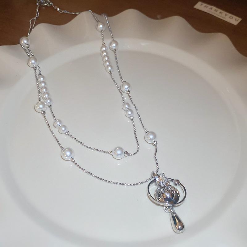 Französische mehrlagige Perlen-Schlüsselbeinkette - Luxuriöses, modisches und vielseitiges Design für Frauen