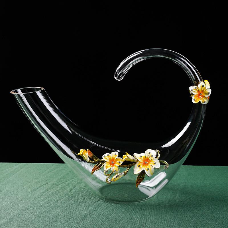 Enamel Lily Red Wine Glass Rotating Decanter Crystal Glass Goblet Wine Glass