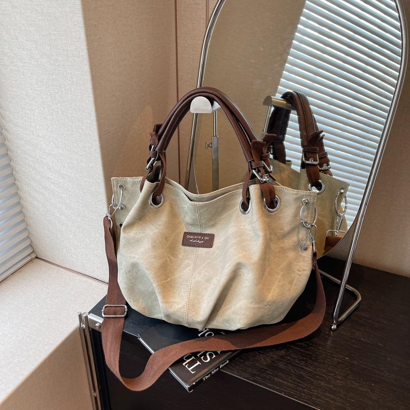 Large-capacity Bag Women's New Retro and Old Commuter Messenger Bag Fashionable One-shoulder Portable Tote Bag