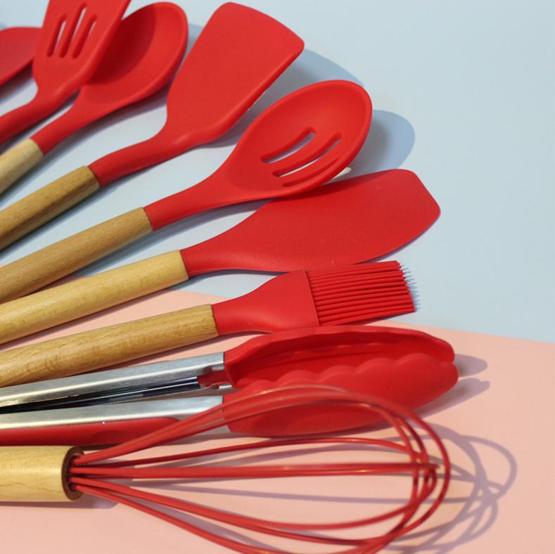 12 piece wooden handle silicone kitchenware set for simple kitchen style cooking with storage bucket and boxed kitchenware set
