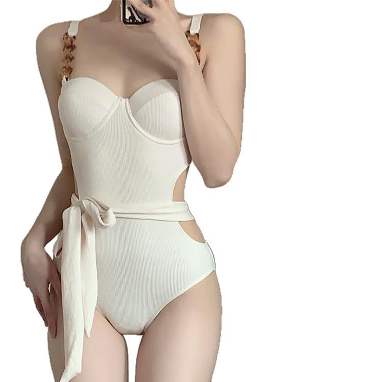 Internet celebrities Japanese and Korean suspenders small breasts gather slim and thin sexy babes seaside vacation one-piece swimsuit solid color