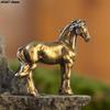 Antik mässing massiv lång svans hästfigurer miniatyrer Feng Shui prydnader Koppar Zodiac Djur Mini Desktop Dekoration Hantverk