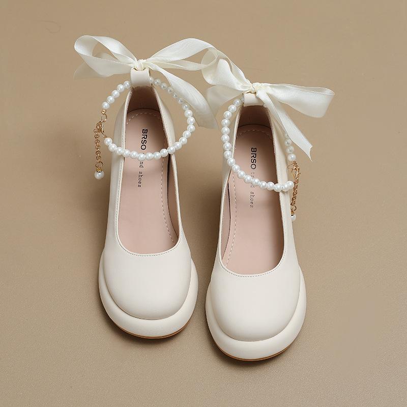 

Весна 2025 новые туфли Мэри Джейн женские в студенческом стиле толстый каблук жемчуг универсальные с большим размером женские туфли 43 бежевый