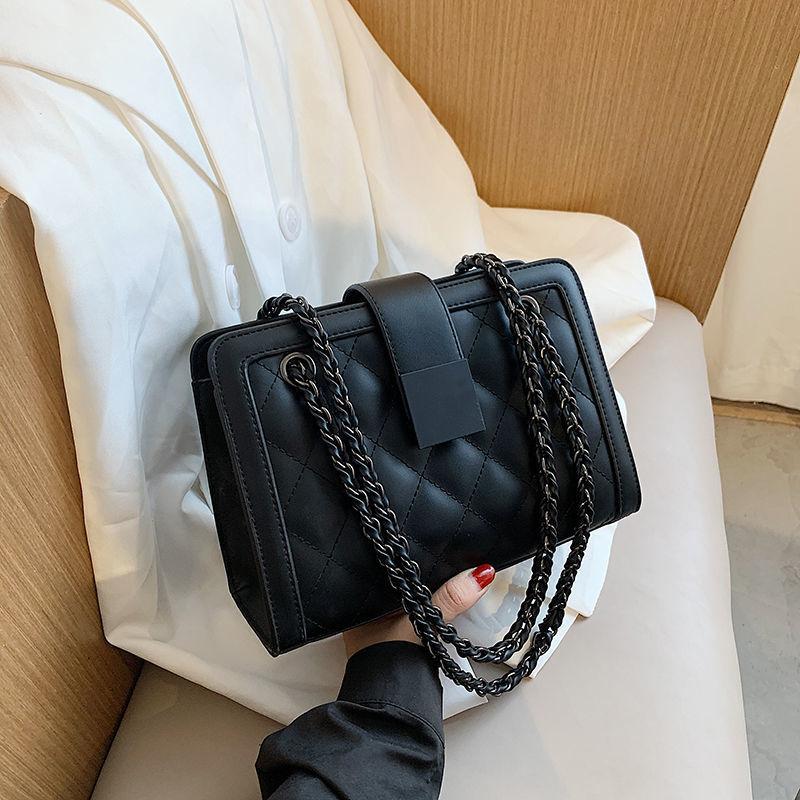 Autumn and Winter Chain Small Bag Women's Bag New Trendy Fashion Internet Celebrity Versatile Shoulder Messenger Bag Underarm Bag