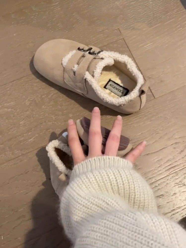 New Chinese Birkenstocks winter velvet 2025 new wasteland wind winter cotton slippers bag heel lazy pedal