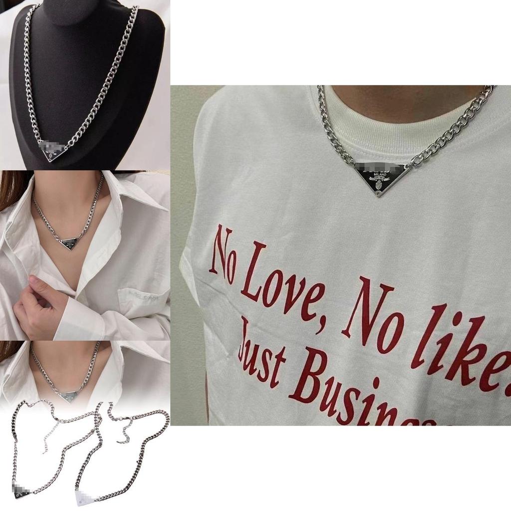 Collana Hip Hop alla Moda in Acciaio di Titanio per Uomini e Donne con Versatile Ciondolo Poker