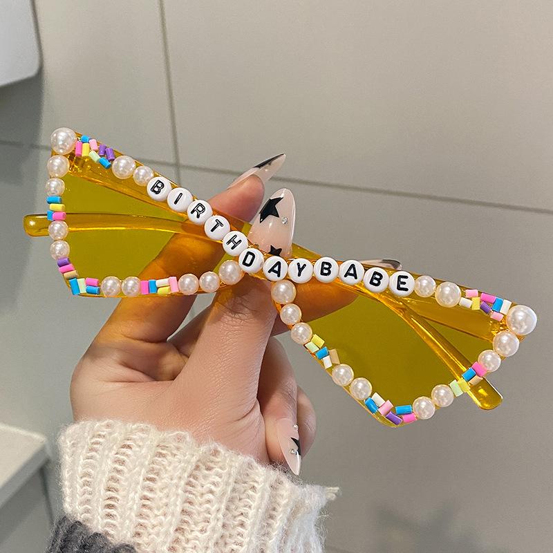 Luxury Cat Eye Rhinestone Classic Sunglasses Noble Luxury Designer Triangle Glasses Uv400 Trend Lunettes De Soleil Pour Femmes