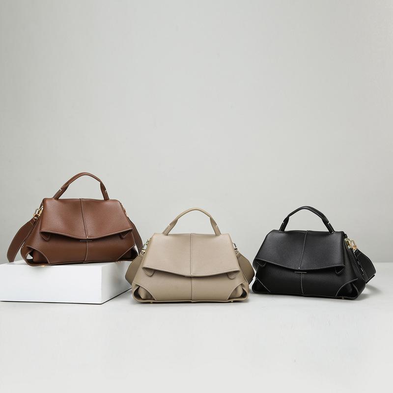 Crossbody Bag, New Niche Handbag, High-end and Versatile Commuting Bag, Women's Simple Large Capacity Handbag