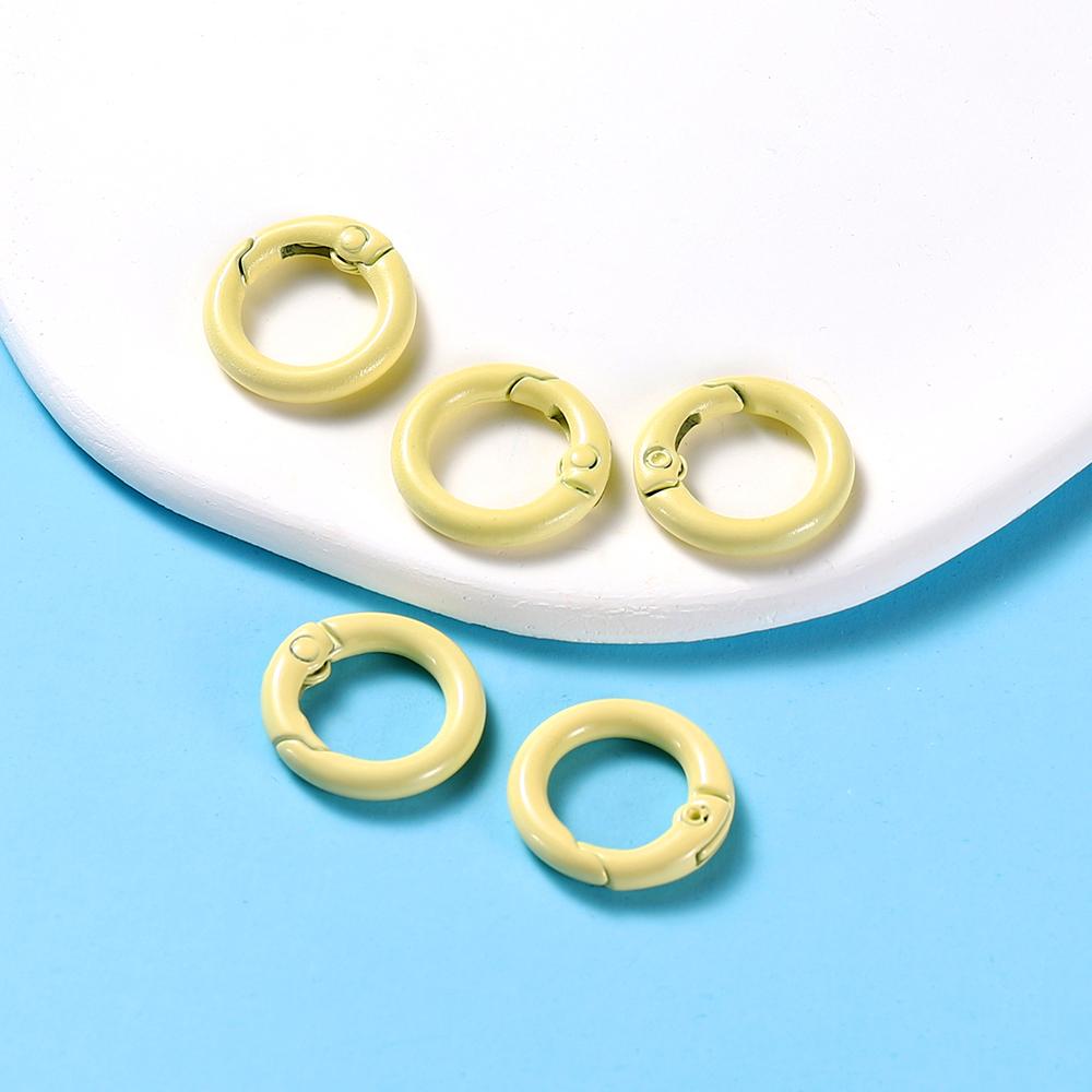 5 szt./partia 21 kolorów Metalowy O-ring Zapięcie sprężynowe Otwierany Okrągły Karabińczyk Klipsy do kluczy Hak Łańcuch dla psa Zapięcie do biżuterii DIY Złączka