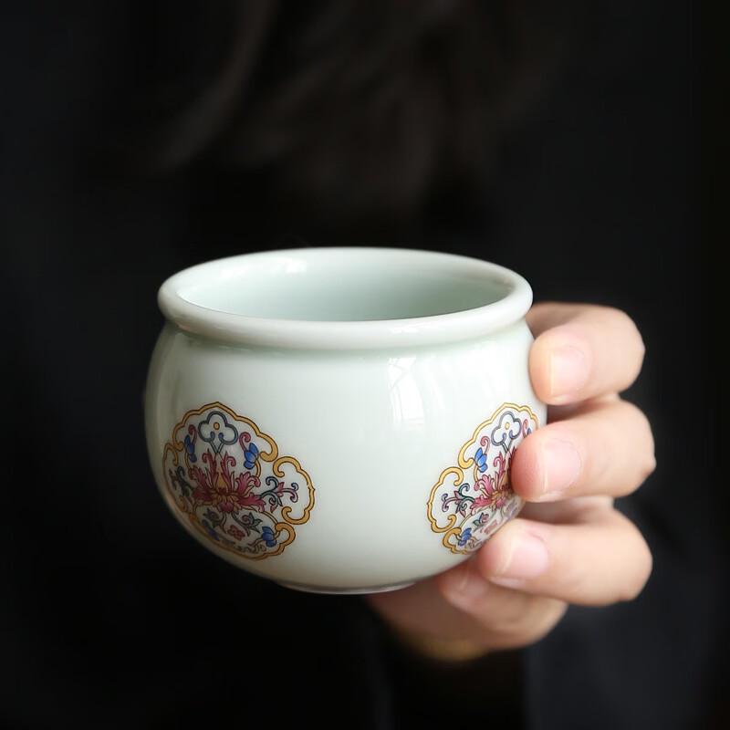 Yipan Chinese Ceramic Auspicious Dragon Master Teacup