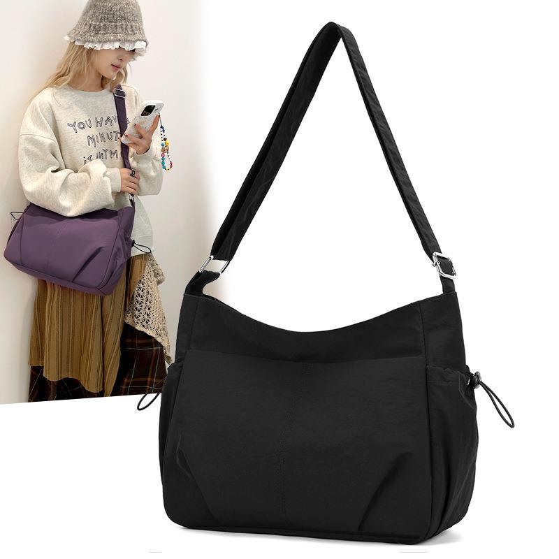 Spring and summer new waterproof nylon cloth messenger bag large capacity lightweight women's shoulder bag light puff series tote bag