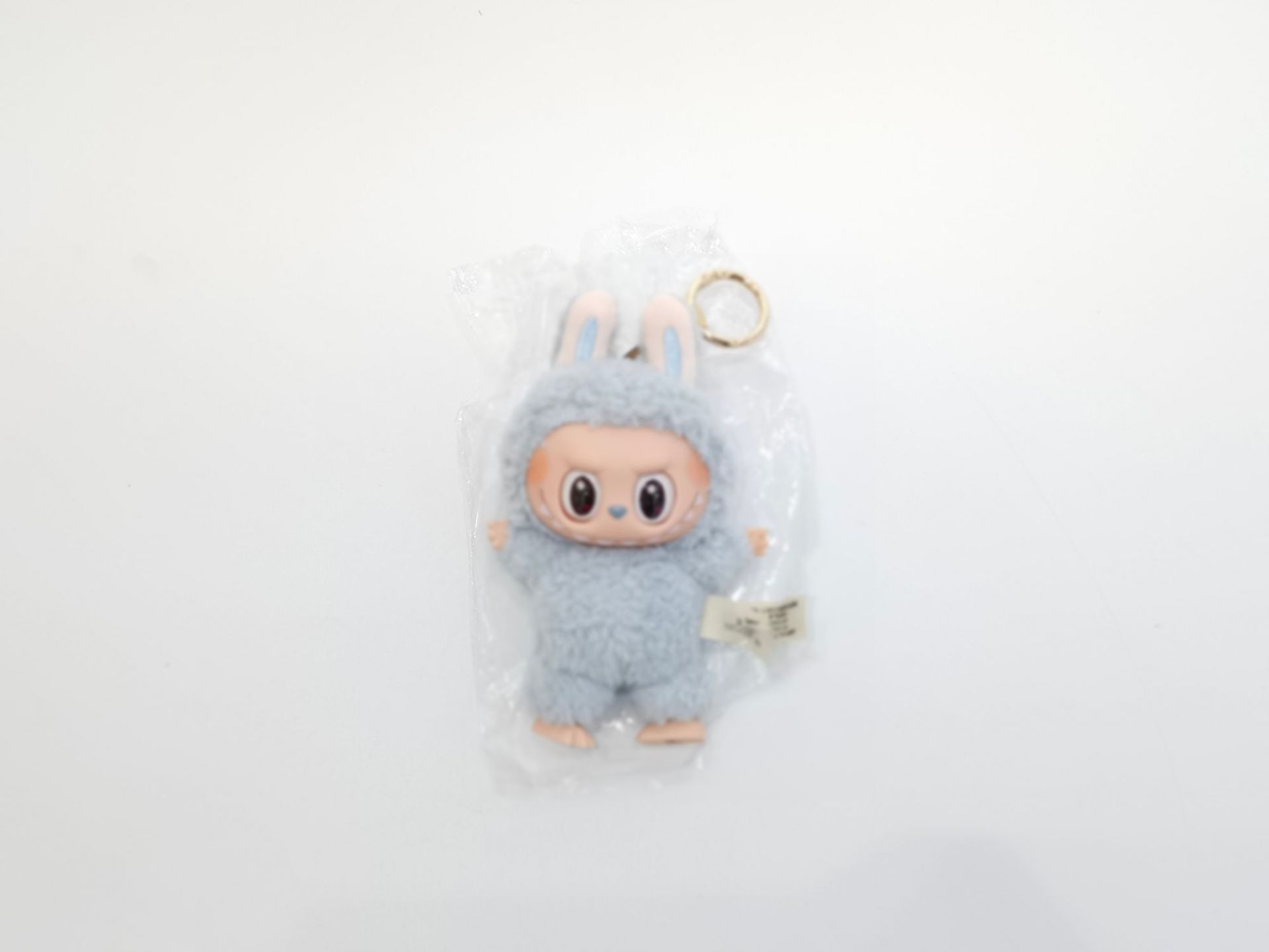 

Bubble Matt Big Teeth Rabbit Bubu Heartbeat Macaron Glue Series Trendy Toys Motherland Version One Generation Glue Face