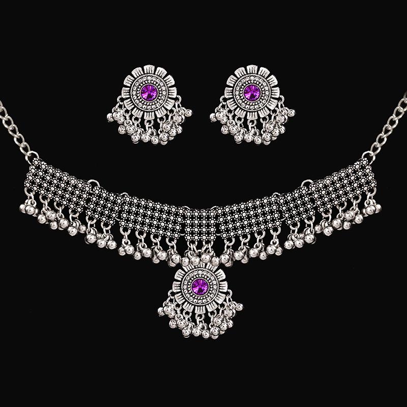 European & American Retro Palace-Inspired Pearl Water Drop Jewelry Set