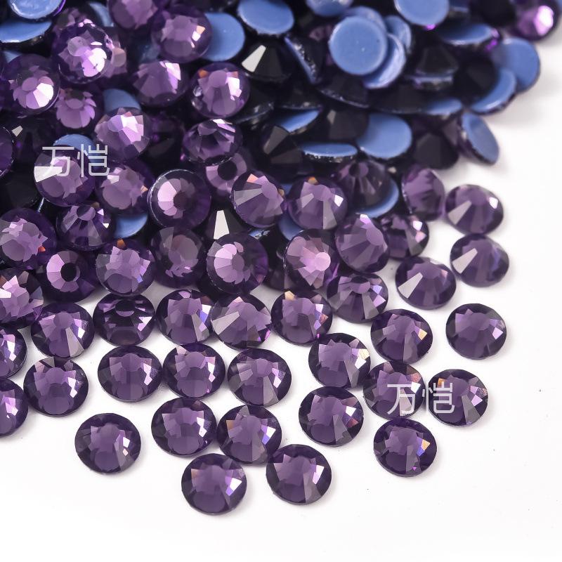 

Фиолетовая серия Стеклянный Горячий Дрель, Имитация Австрийского Горячего Дрель Термоплавкий Клей Дно DIY Чехол Для Мобильного Телефона Красота Одежда Аксессуары SS6 1.9-2 1440 pcs/bag