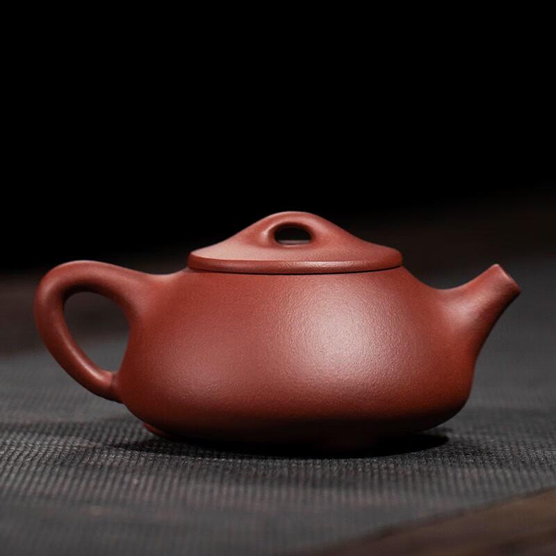 Gold Inlaid Jade Jingzhou Mud Painted Shiliao Teapot
