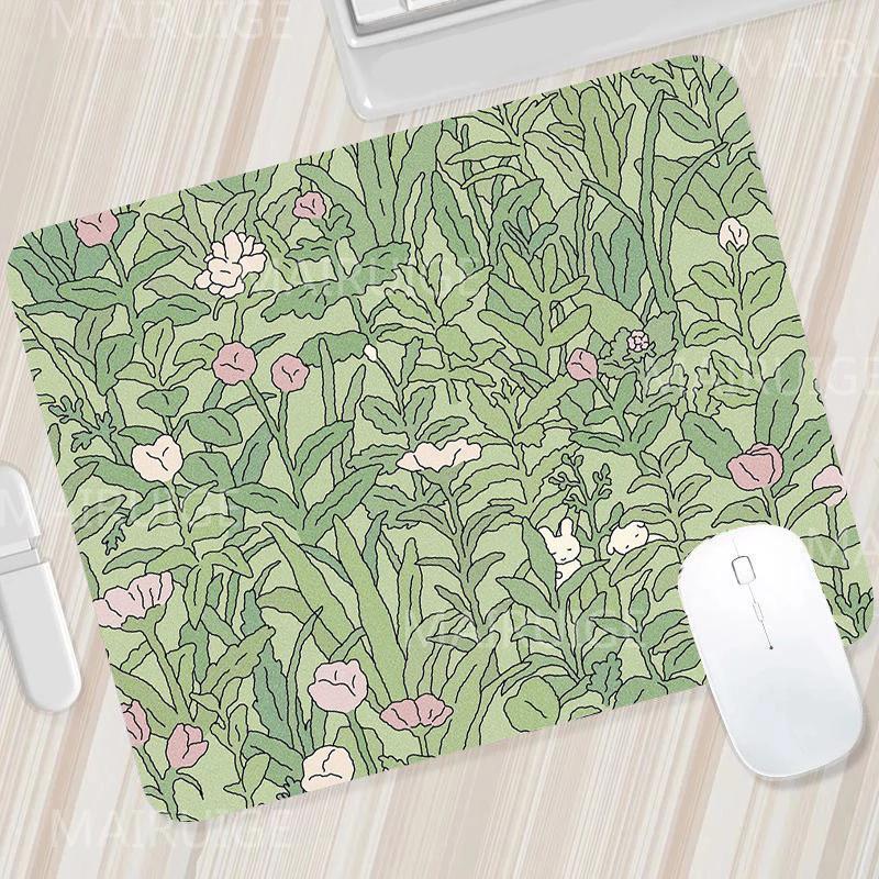 Green Small Mouse Pads Mouse Carpets Cute Desk Mats Kawaii Tulip Gaming Accessories Mouse Mat Gamer Surface for Computer Mouse