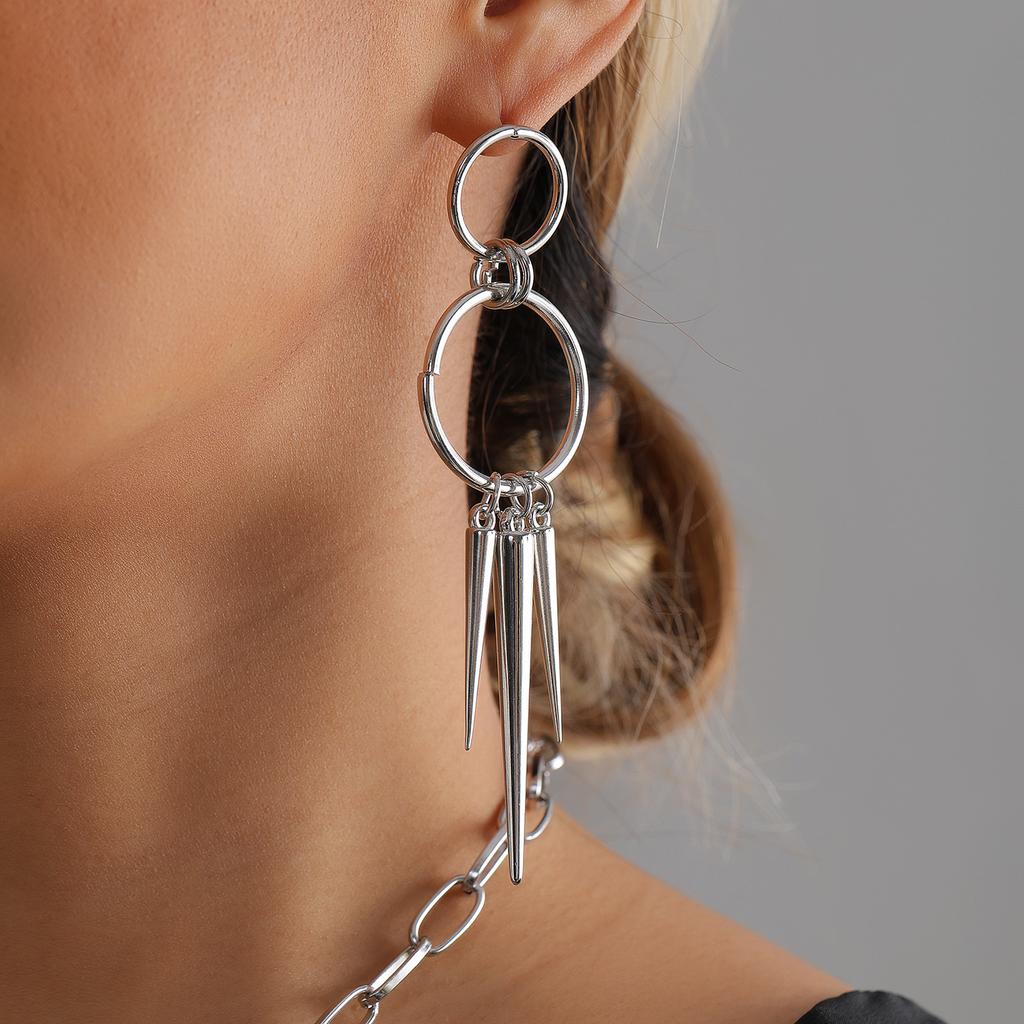 Punk style spike necklace ins design sense symmetrical metal ring collarbone chain