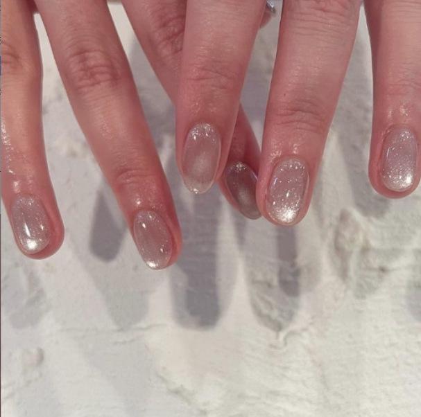 Europäischer Trend: Blau-Weiße Porzellan-Nagelsticker – Frisches Fünfblättriges Blumen-Design