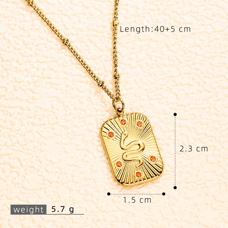 Europäischer und Amerikanischer Stil 3D Tarotkarten Anhänger Halskette mit Mikroeingefassten Diamanten