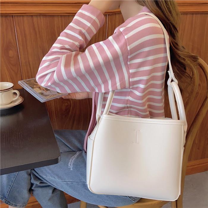 

Korean style women handbag Large capacity pu leather bucket Shoulder Bag for Female totes Casual Compound bag bolsa feminina 23x22x13.5CM