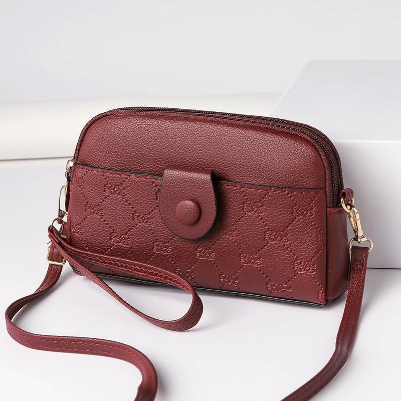This Is A Popular Women's Bag In Spring and Summer. It's A Versatile Small Crossbody Bag for Work and A Mini Bag for Your Phone